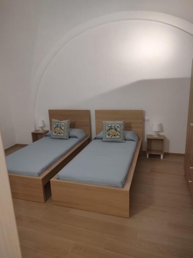 לינה וארוחת בוקר לוצ'רה La Casa Sull Arco מראה חיצוני תמונה
