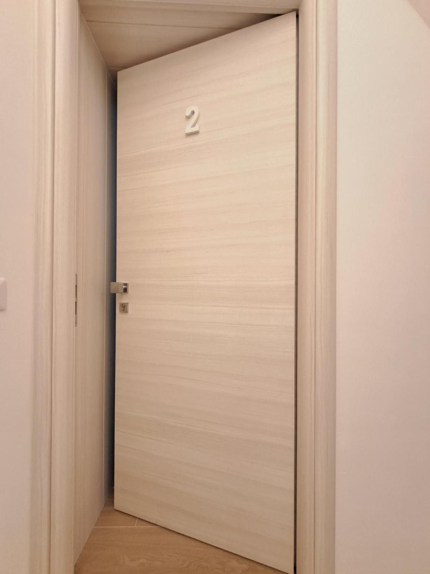 לינה וארוחת בוקר לוצ'רה La Casa Sull Arco מראה חיצוני תמונה